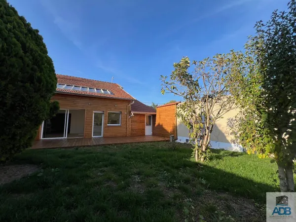 Maison 4 pièces 111 m² 