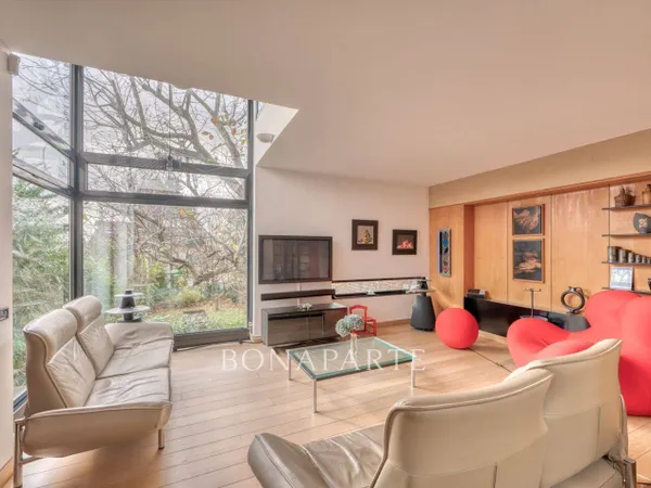 Maison 10 pièces 416 m² 