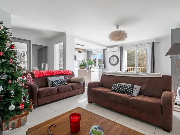 Appartement 4 pièces 84 m² 