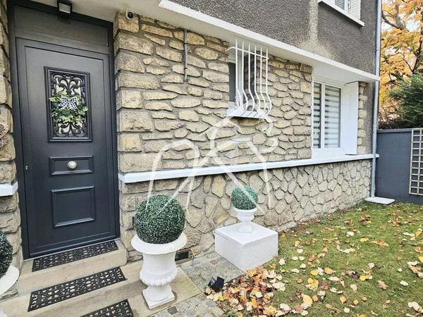 Maison 8 pièces 148 m² 