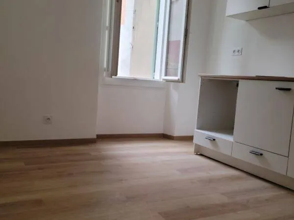 Appartement 1 pièce 31 m² 