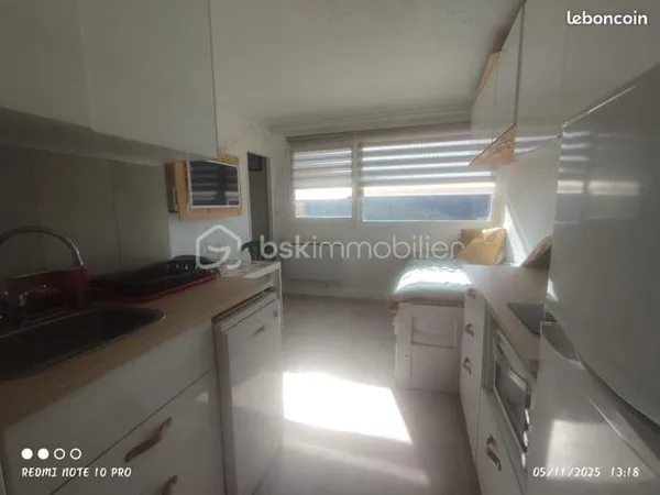 Studio 1 pièce 18 m² 