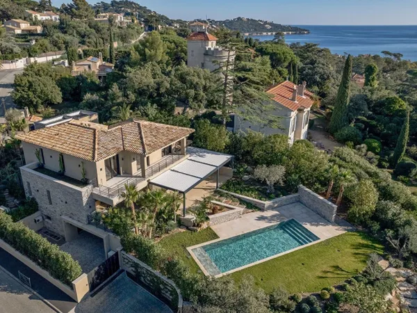 Sainte Maxime: Villa d'exception , Vue mer, 560 m2 . 