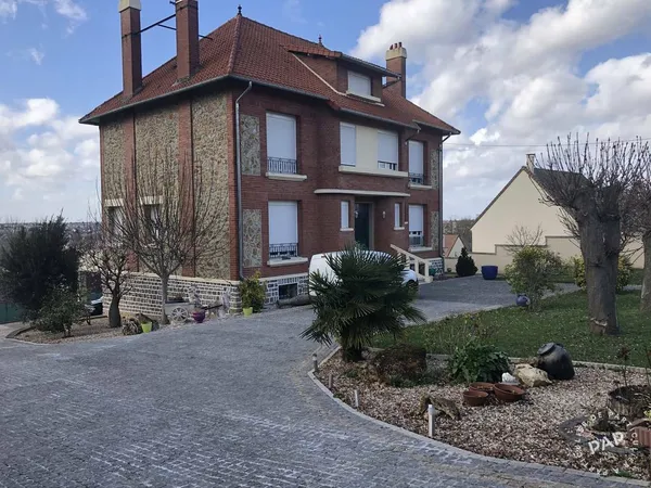Maison 6 pièces 440 m² 