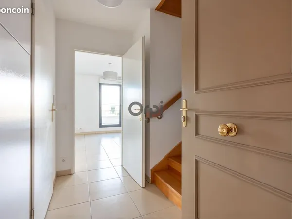 Duplex 3 pièces 67 m² 
