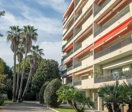 Appartement 4 pièces 140 m² 