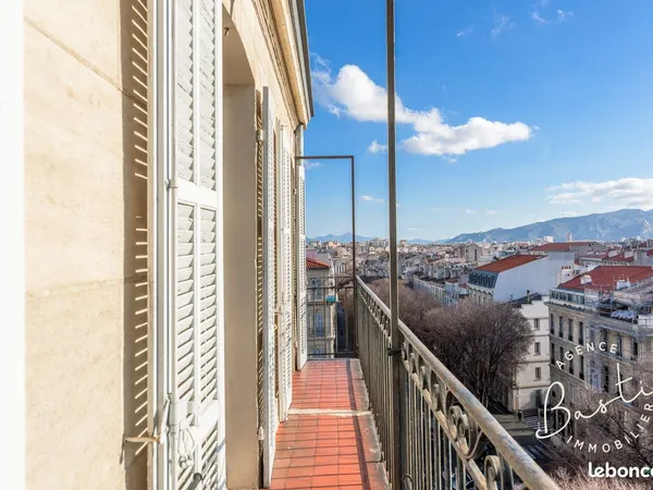 Appartement 6 pièces 218 m² 