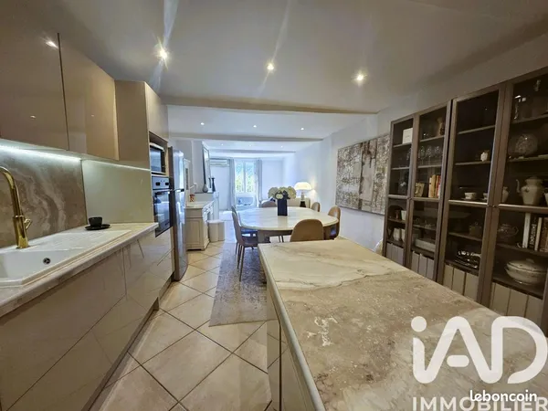 Appartement 3 pièces 82 m² 