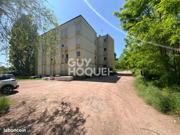Immeuble 16 pièces 900 m² 