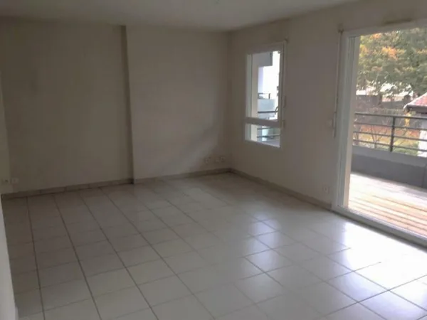 T2 avec balcon et parking à Thonon les Bains 