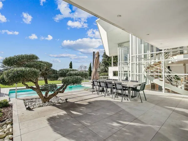 Maison 9 pièces 400 m² 