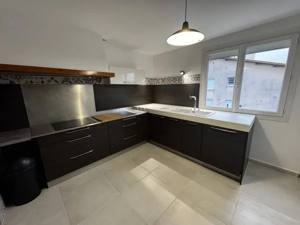 Appartement 3 pièces 64 m² 
