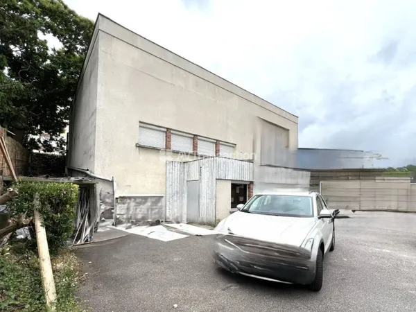 A vendre, Saint Germain en Laye ,78 , entrepot-local  467 m2 ,