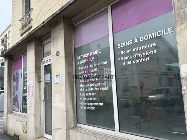 Local commercial 228 m² 