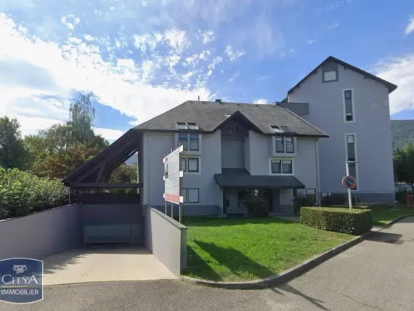 Parking - Garage Location La Motte-Servolex   103€