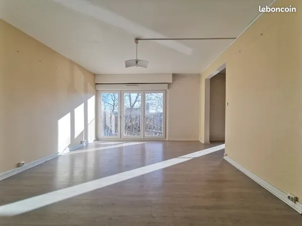 Appartement 4 pièces 73 m² 