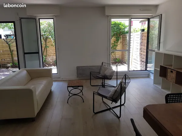 Loue duplex meublé T4 , pkg, terrasse,CHU 