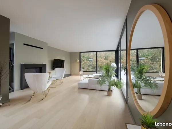 Villa 10 pièces 400 m² 