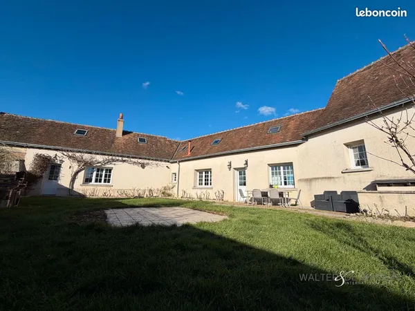 Propriété 7 pièces 195 m² 