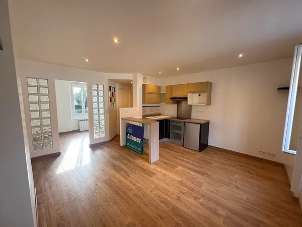 Charmant 2 pièces 29.5 m² COUBERT 