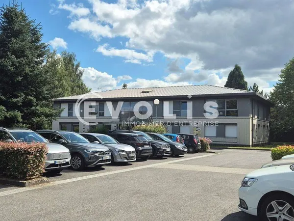 Bureaux 65 m² 