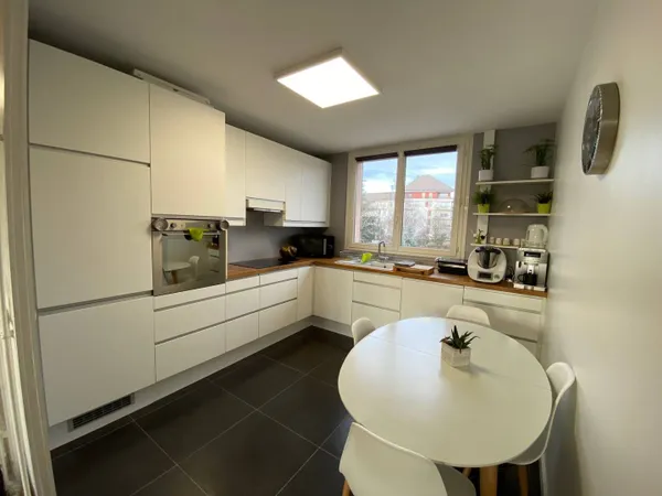 Appartement 4 pièces 74 m² 