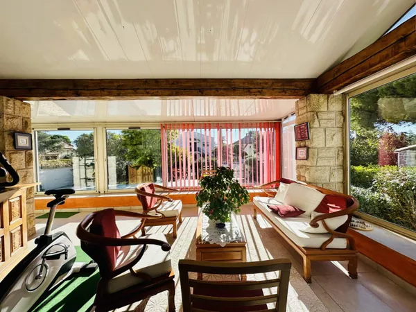 Villa 5 pièces 180 m² 
