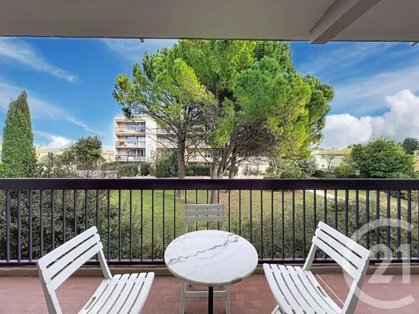 Appartement 3 pièces 80 m² 