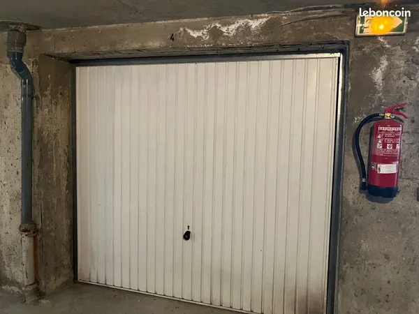 Box, garde-meubles 13m² - Villeparisis RER 