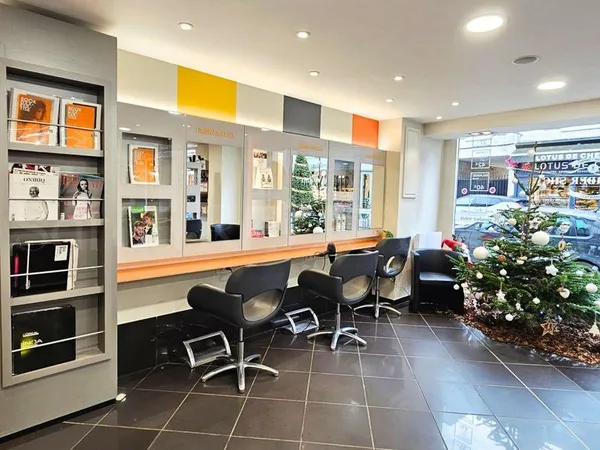 Boutique 68 m² CHANTILLY 