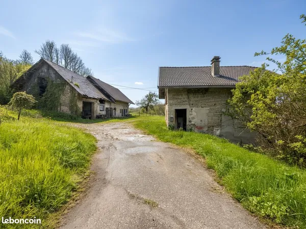 Maison 1 pièce 180 m² 