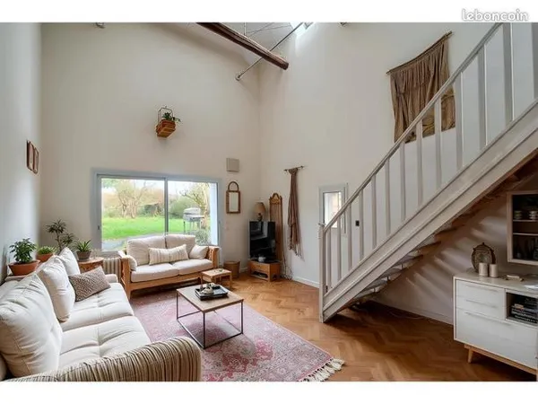 Maison 6 pièces 145 m² 