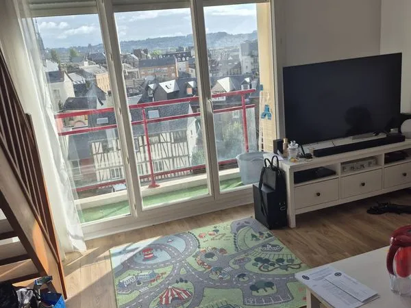 Charmant duplex lumineux avec chambre en mezzanine 37 m² Rouen gauche 