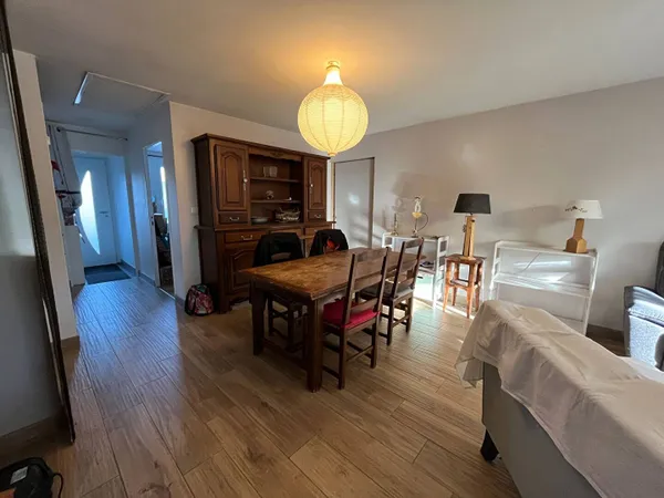 Maison de plain-pied 4 pièces 80 m² 