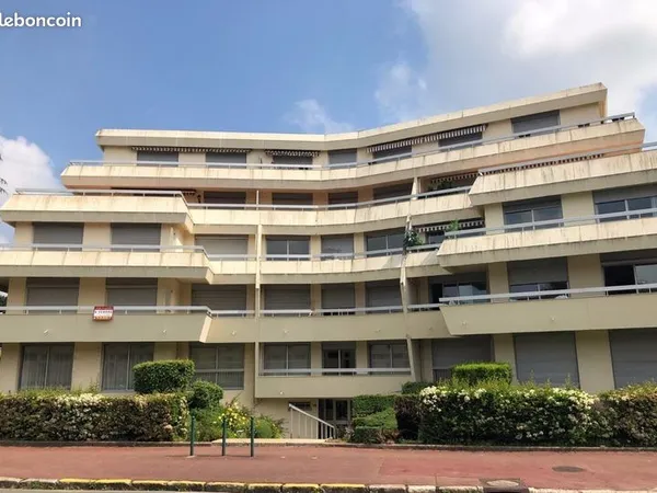 Appartement 3 pièces 103 m² 
