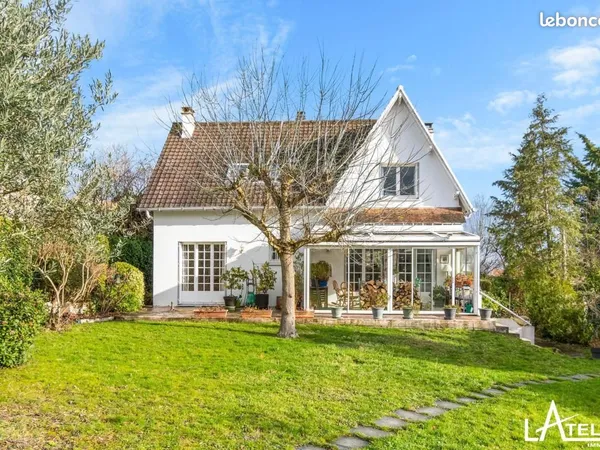 Maison 6 pièces 130 m² 