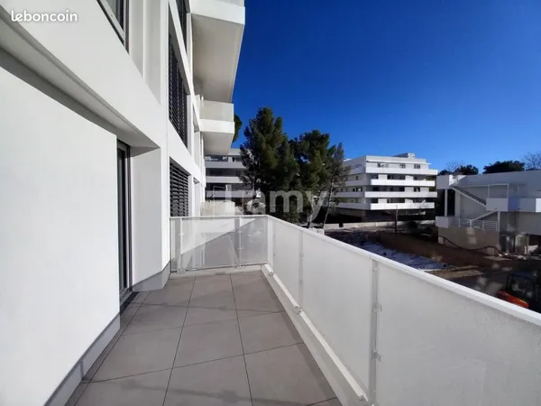 Appartement 4 pièces 80 m² 