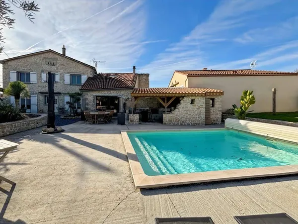Maison de ville 6 pièces 140 m² 