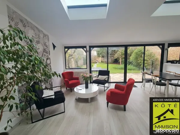 Maison 8 pièces 169 m² 