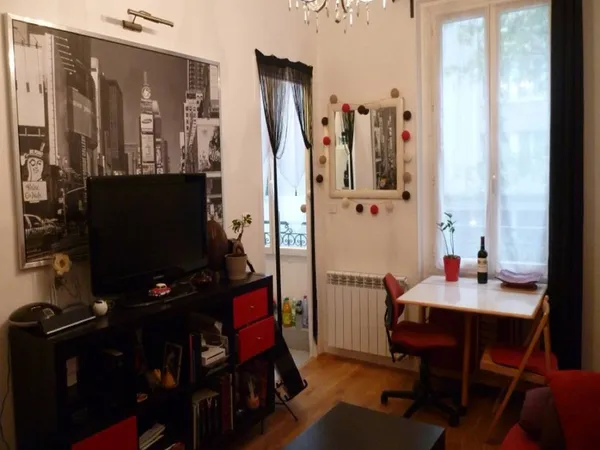 APPARTEMENT MEUBLE - 2 PIÈCES 