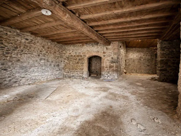 Maison 1 pièce 230 m² 