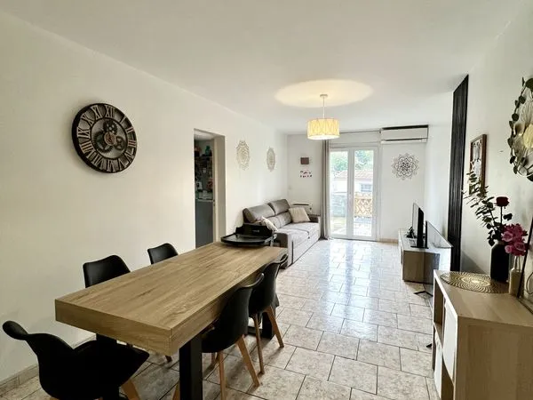 Propriété 5 pièces 82 m² 