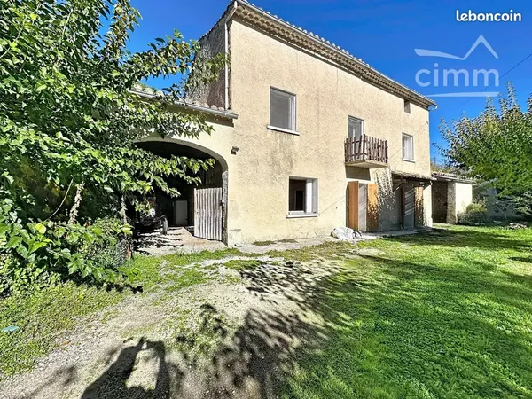 Maison 6 pièces 180 m² 