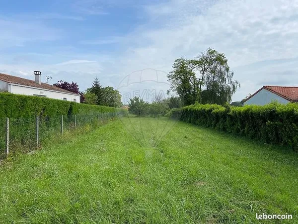 Terrain 1018 m² 