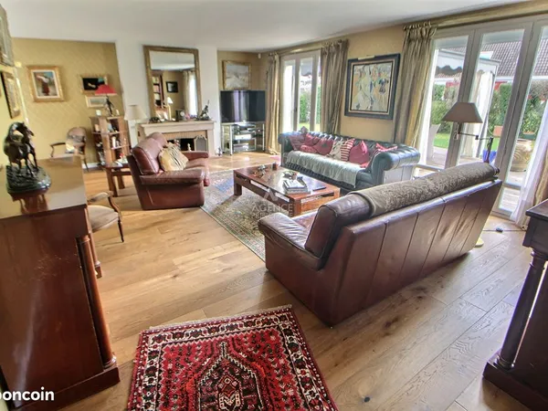 Maison 6 pièces 147 m² 