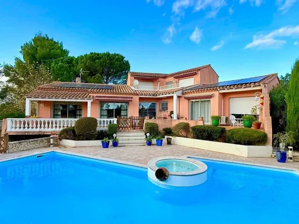 Maison 5 pièces 198 m² 
