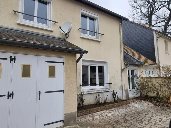 Maison 5 pièces 84 m² 