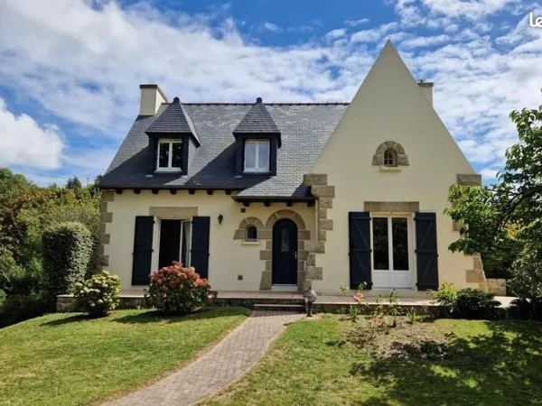 Maison 6 pièces 140 m² 
