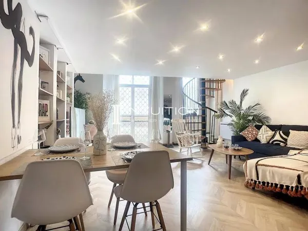 Vends duplex/triplex - 68.03m² - 2 pièces, 1 chambre - Cannes 06400 