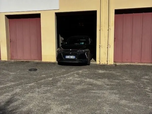 Parking - Garage Vente Villars  15m² 13500€
